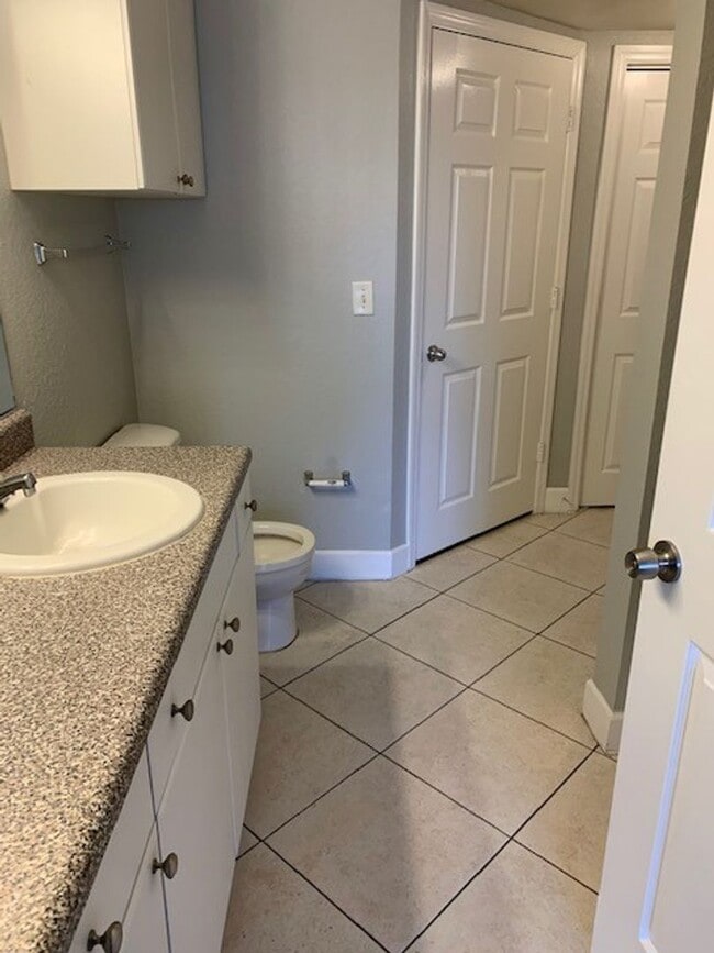 Building Photo - 1 Bed/1 Bath Condo in Downtown Orlando
