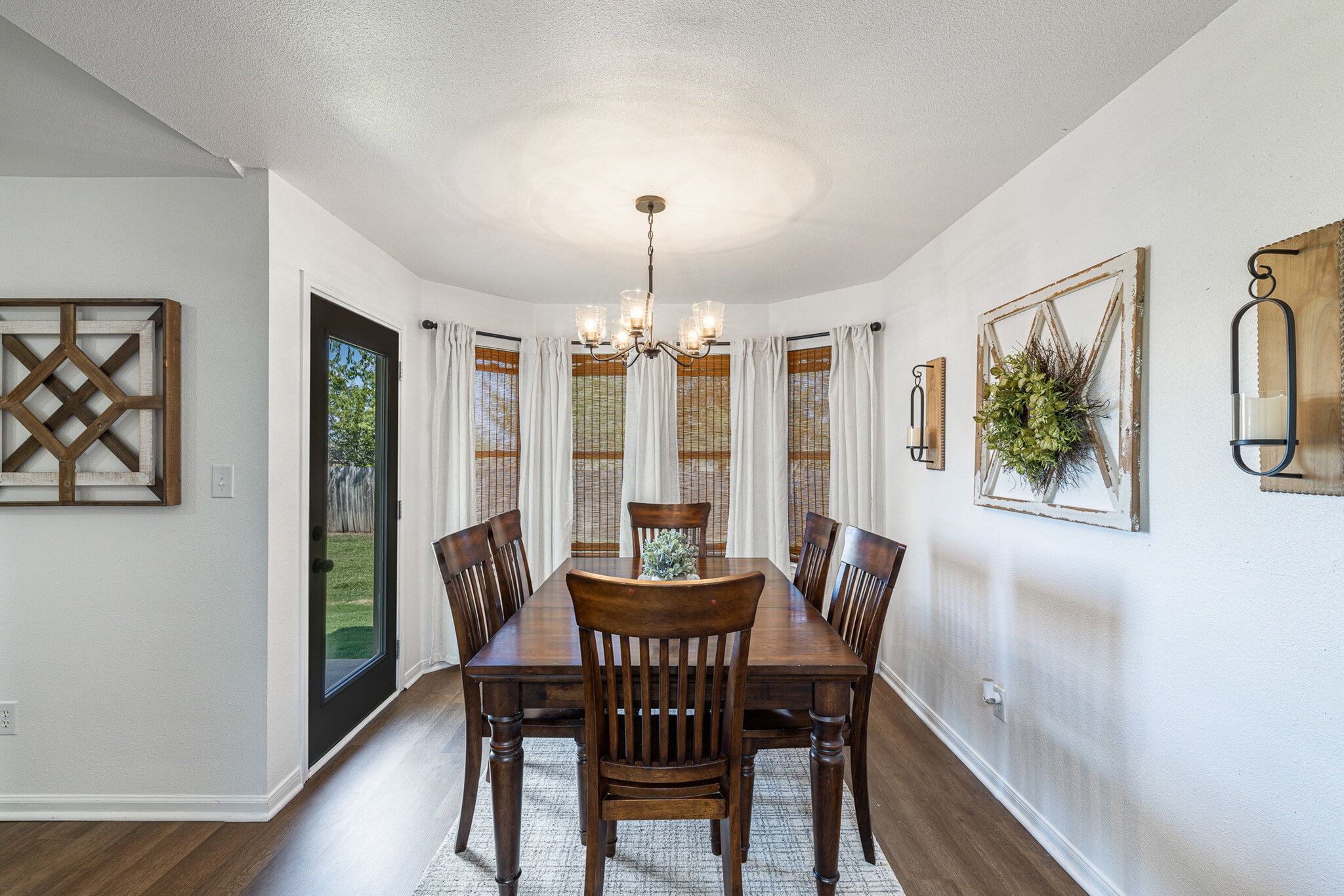 Building Photo - 3819 Westfield Dr