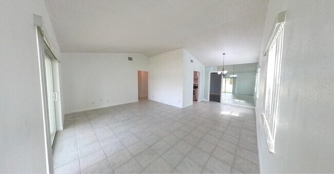 Building Photo - 1103 Harmony Way