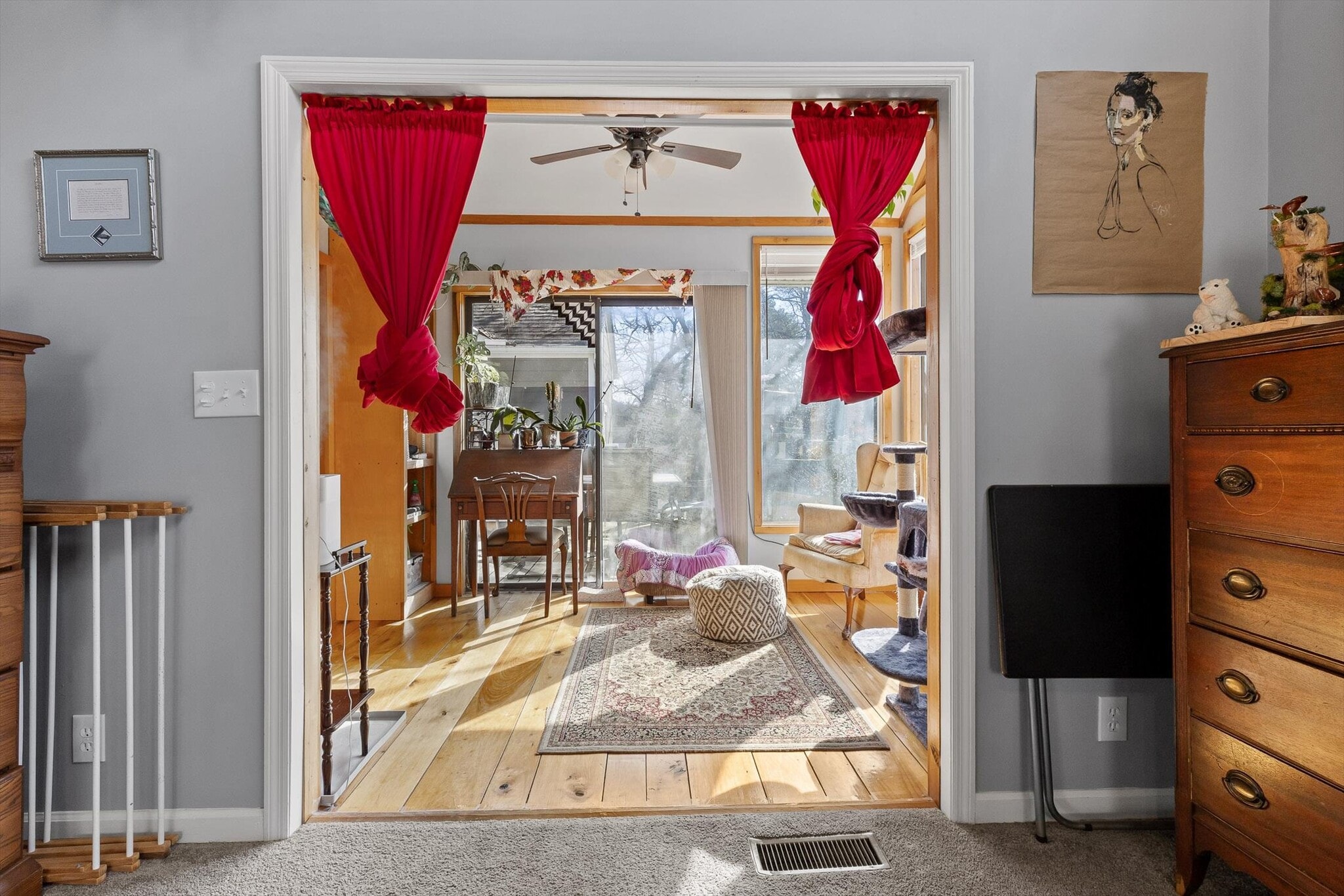 Building Photo - 844 Linden Hall Rd