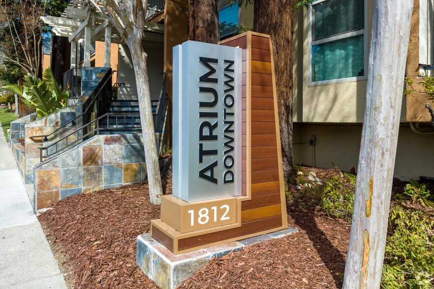 Primary Photo - Atrium Downtown