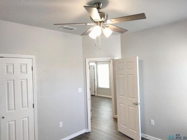 Building Photo - 1308 Sonora Rd