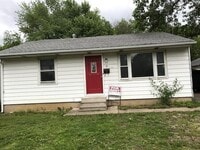 Building Photo - 1004 N Bruns Ln