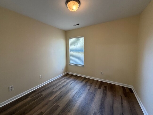 Building Photo - Exclusively Offered by Muse Realty Rentals, LLC