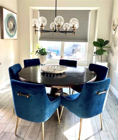 Building Photo - 3526 Ivandell Ave