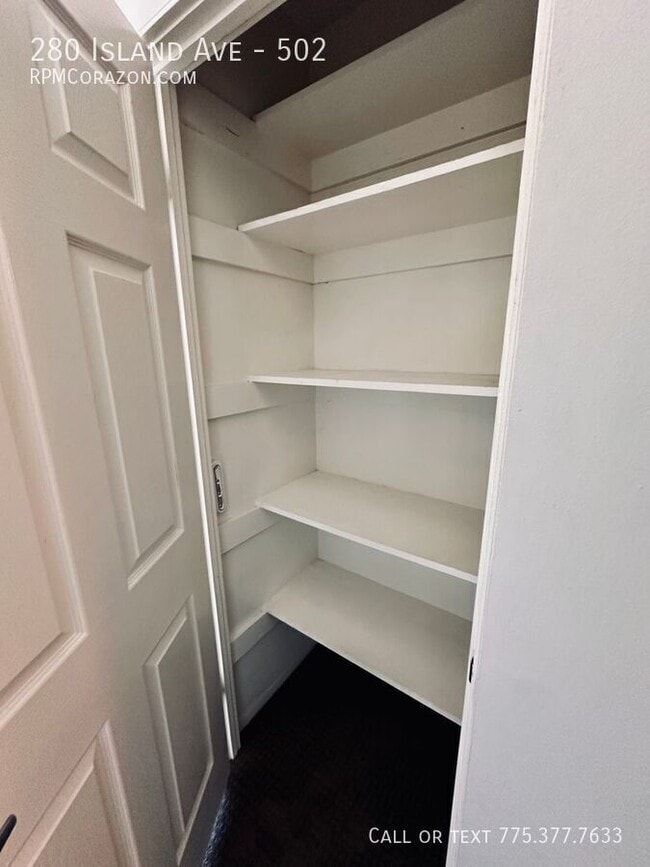 Building Photo - 280 Island Ave