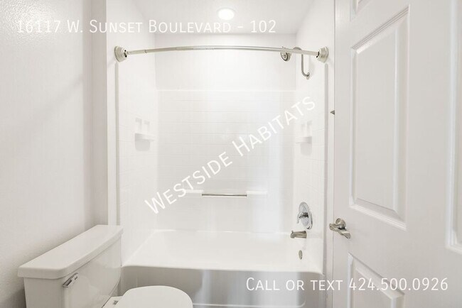 Building Photo - 16117 W Sunset Blvd