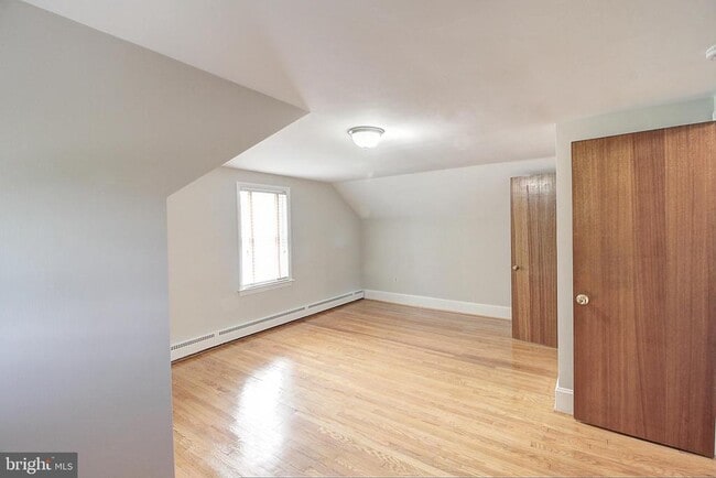 Building Photo - 505 Biggs Ave