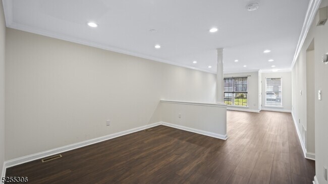 Building Photo - 1306 Stech Dr
