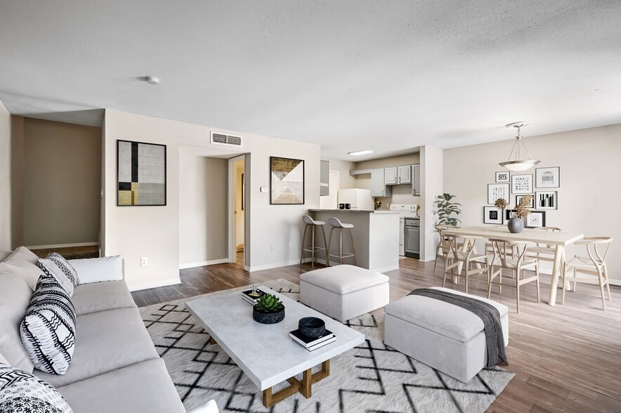 Carmel Creek 6000 Hollister St Houston TX 77040 Apartment Finder