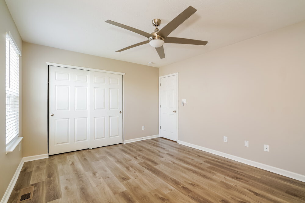 Building Photo - 1813 Maplewood Ct