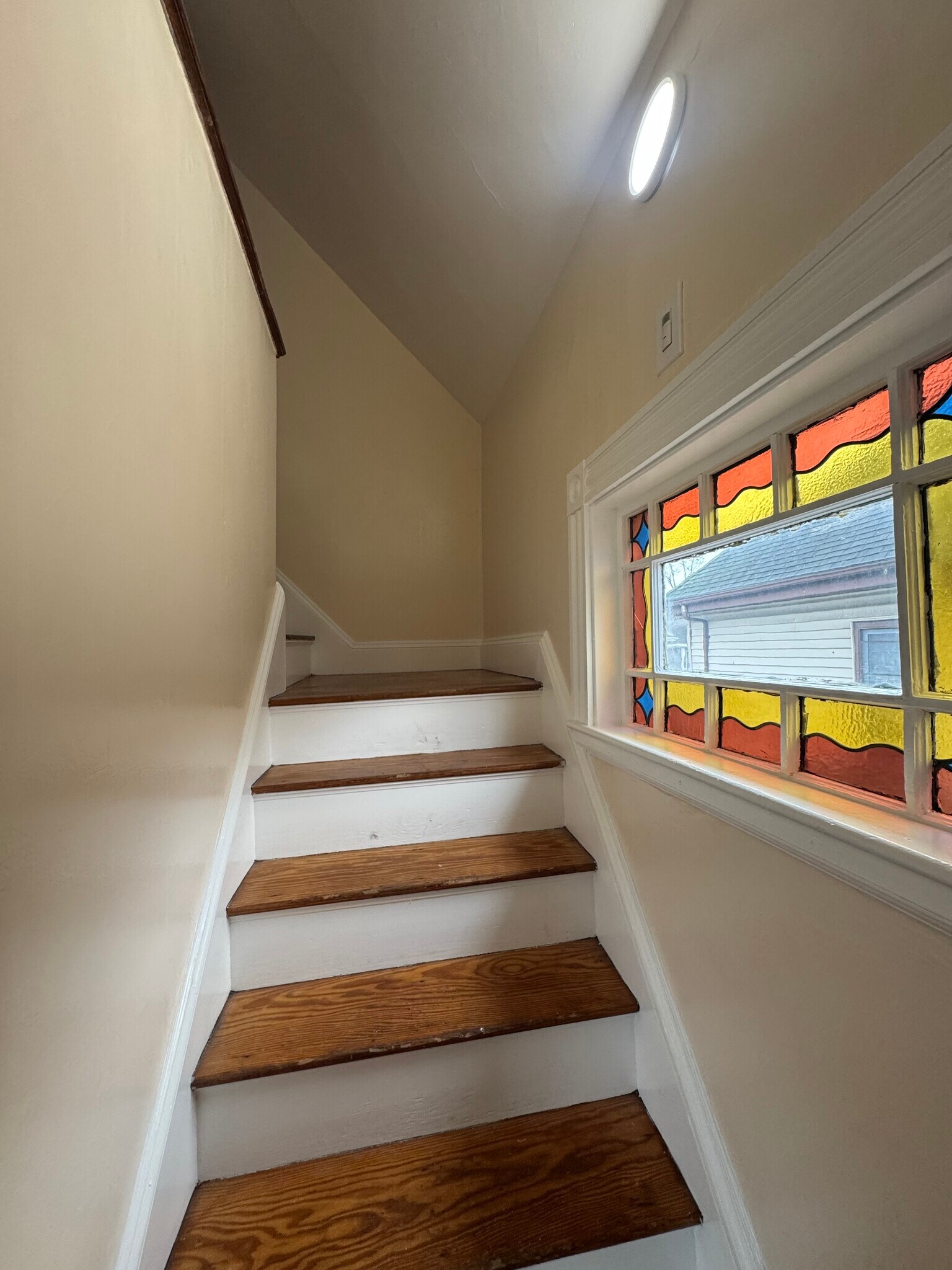 Building Photo - 71 Fairbanks St