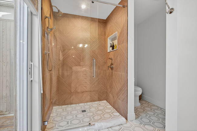 Building Photo - 11352 Briarwood Pl