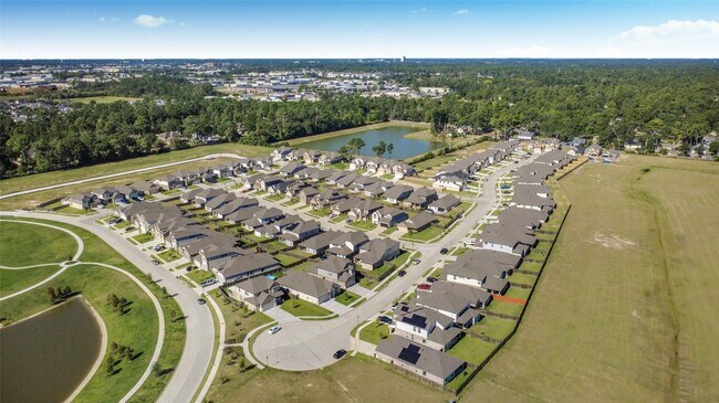 Building Photo - 11834 Maple Oak Dr