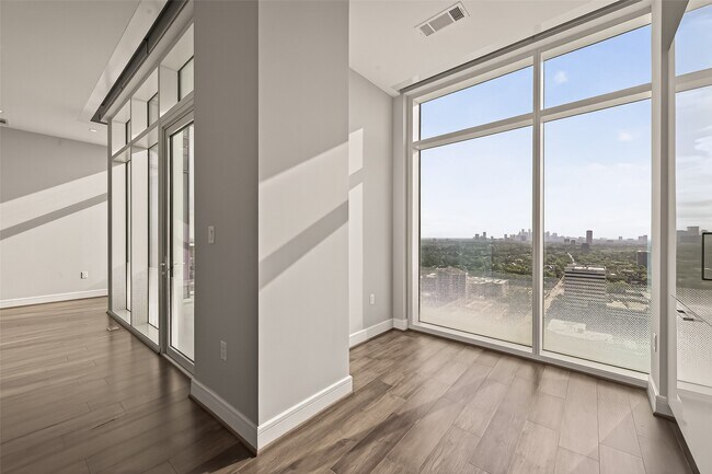 Building Photo - 4521 San Felipe St