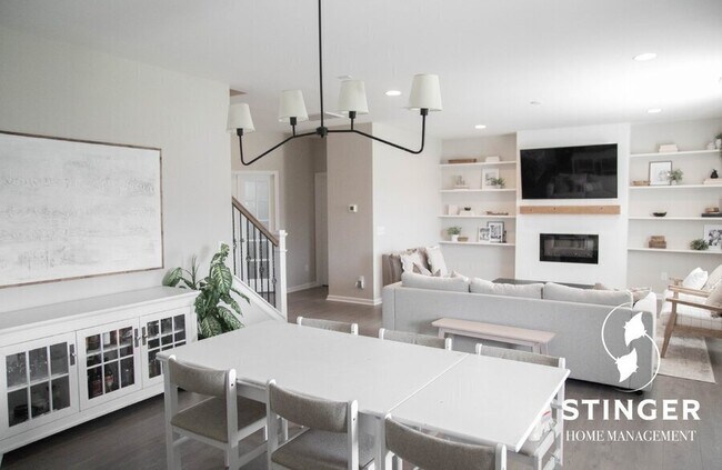 Building Photo - 24 Chauga St