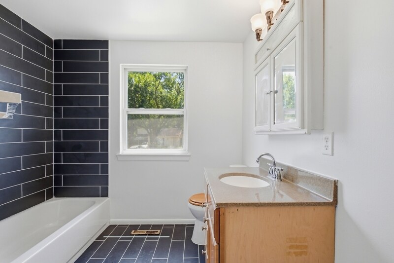 Building Photo - 272 Ternwing Dr