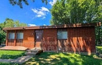 Building Photo - 8441 Kessler St