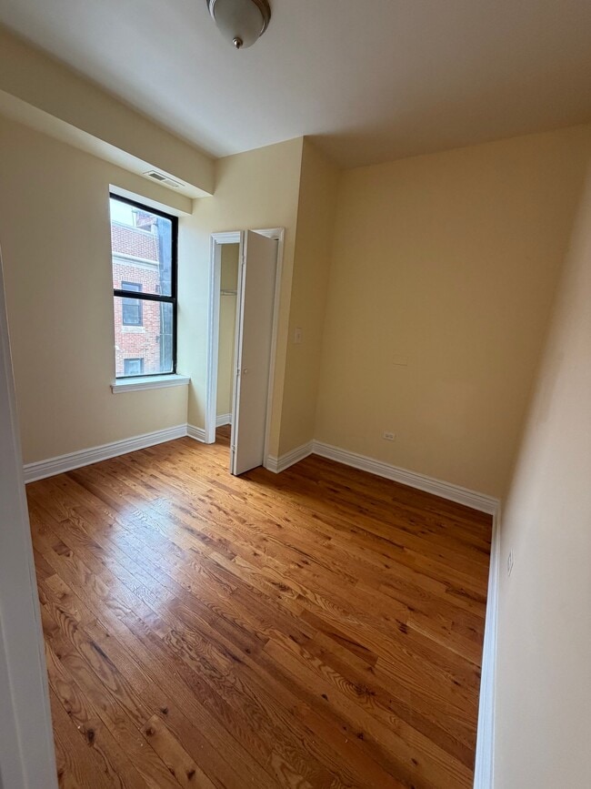 Building Photo - 7908 S Langley Ave