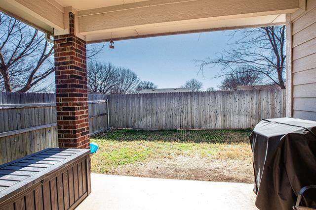 Building Photo - 2512 Priscella Dr