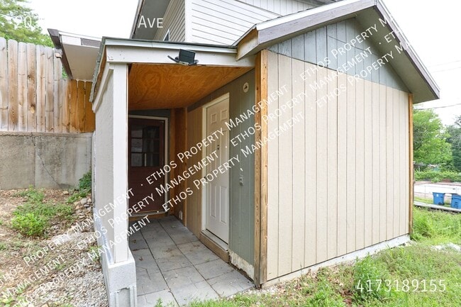 Building Photo - 203 Recreation Ave