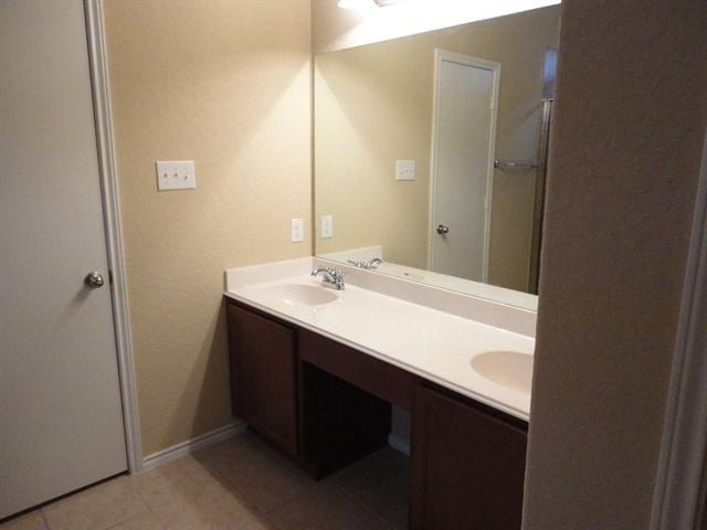 Building Photo - 9811 Rainbow Crk