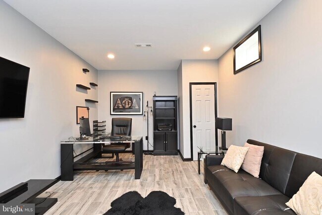 Building Photo - 11736 Folkstone Ct