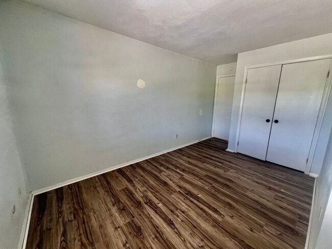 Building Photo - Three-bedroom, two-and-a-half bathrooms in...