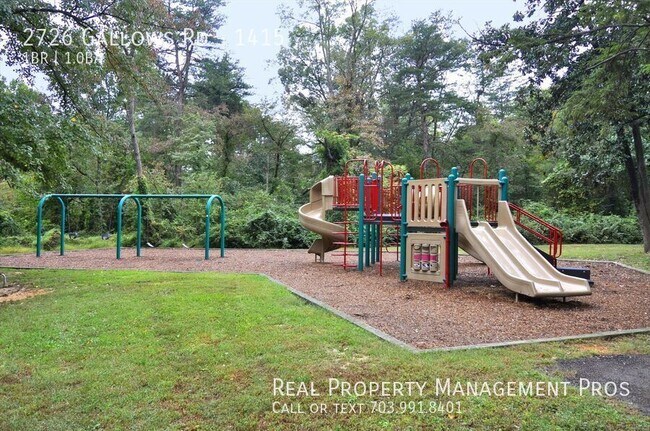 Building Photo - 2726 Gallows Rd