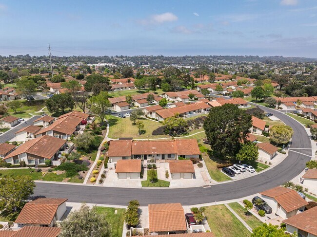 Building Photo - 1829 Forestdale Dr