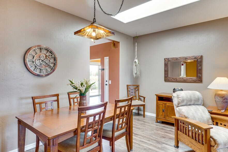 Building Photo - 3925 S Vía De Cristal