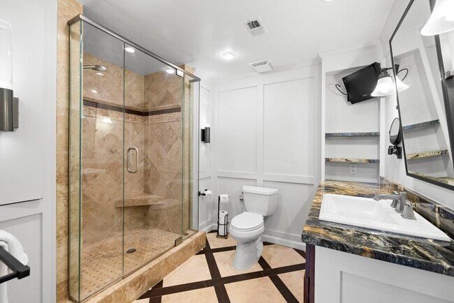 Building Photo - 345 Bayshore Blvd