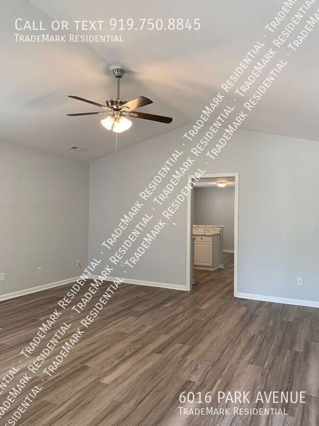 Building Photo - 6016 Park Ave