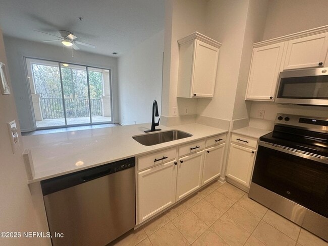 Building Photo - 8601 Beach Blvd