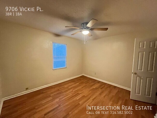 Building Photo - 9706 Vickie Pl