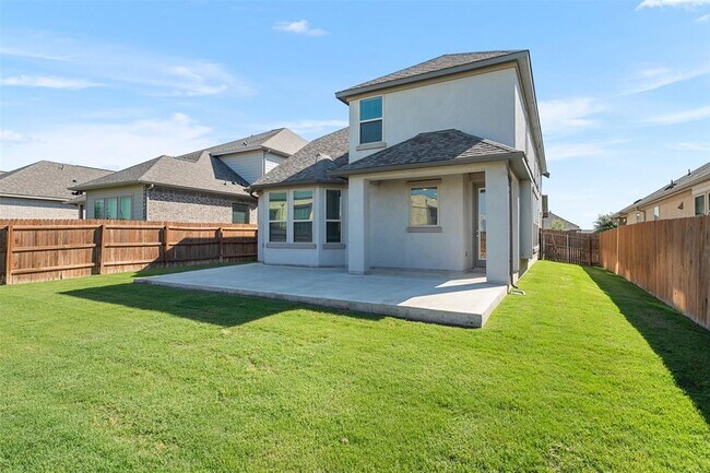 Building Photo - 121 Rangel Dr