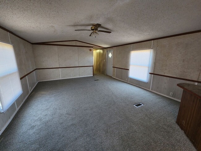 Building Photo - 1136 McPherson Valley Rd