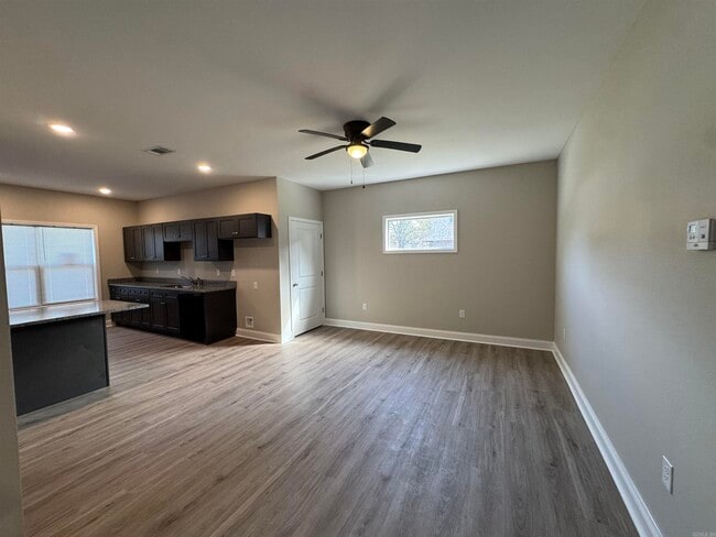 Building Photo - 815 Ellis St