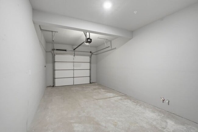 Building Photo - 1816 N 15th St