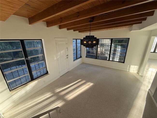 Building Photo - 525 Beacom Blvd