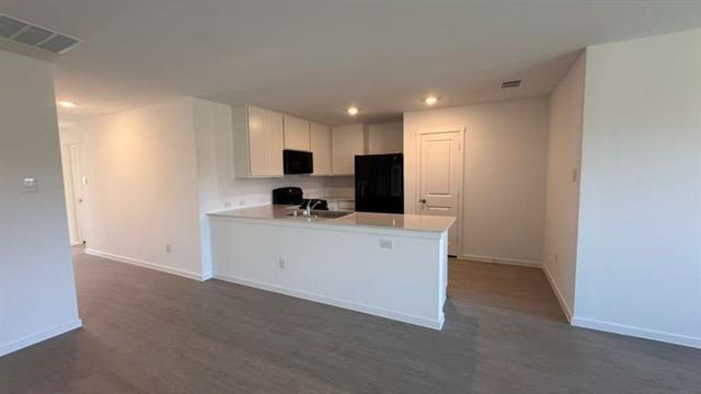 Building Photo - 11257 Rodeo Dr