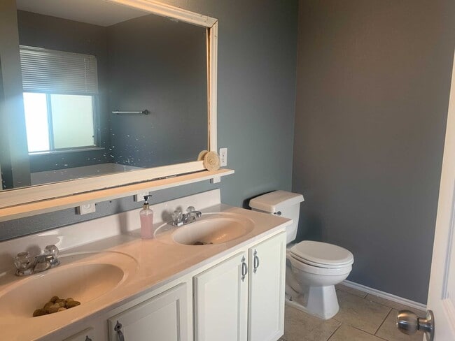 Building Photo - *COMING SOON* Beautiful Corner Lot Home in Desirable Stone Oak!