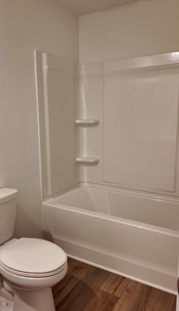 Building Photo - 136 Market St