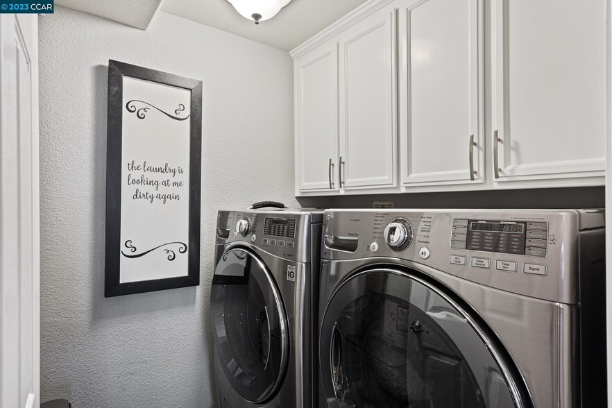 Building Photo - 4323 Clarinbridge Cir