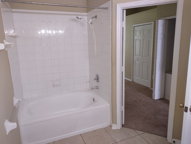 Building Photo - 30013 Granda Hills Ct