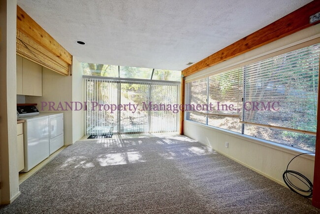 Building Photo - Central San Rafael Hillside Home on Corner...