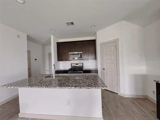 Building Photo - 8015 Black Forest Ln