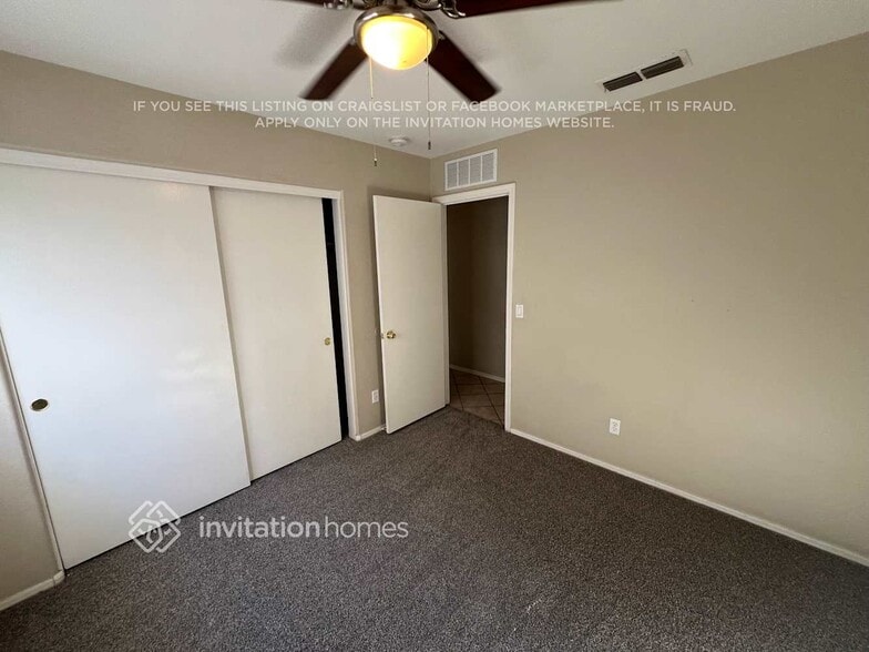 Building Photo - 12110 N 130th Dr