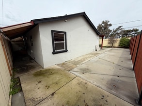 Building Photo - 1709 Margaret Way