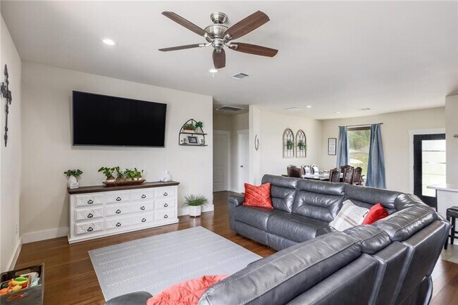 Building Photo - 8005 Flintlock Cir